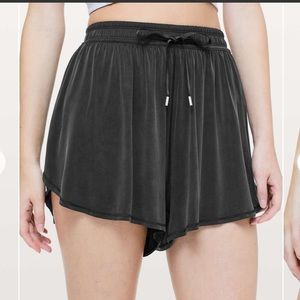 Lululemon Black Principal Dancer Short